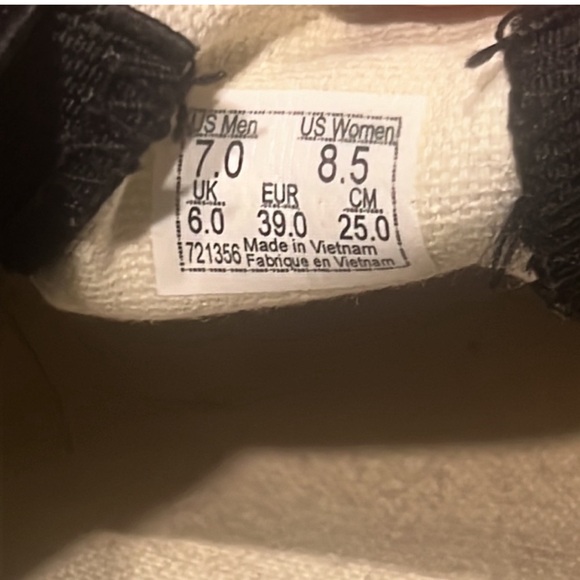 Women’s/men’s vans like new - Picture 4 of 4